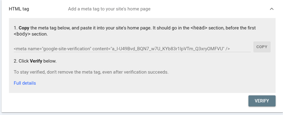 打开 HTML 标签部分。