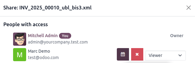 将鼠标悬停在权限上以显示按钮。